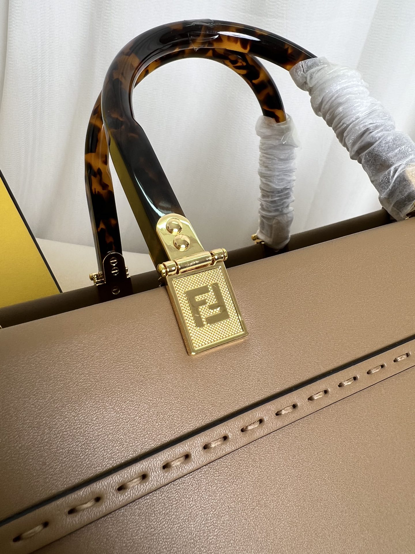 handbags FENDI 877 size:17*35*31 - vstockx