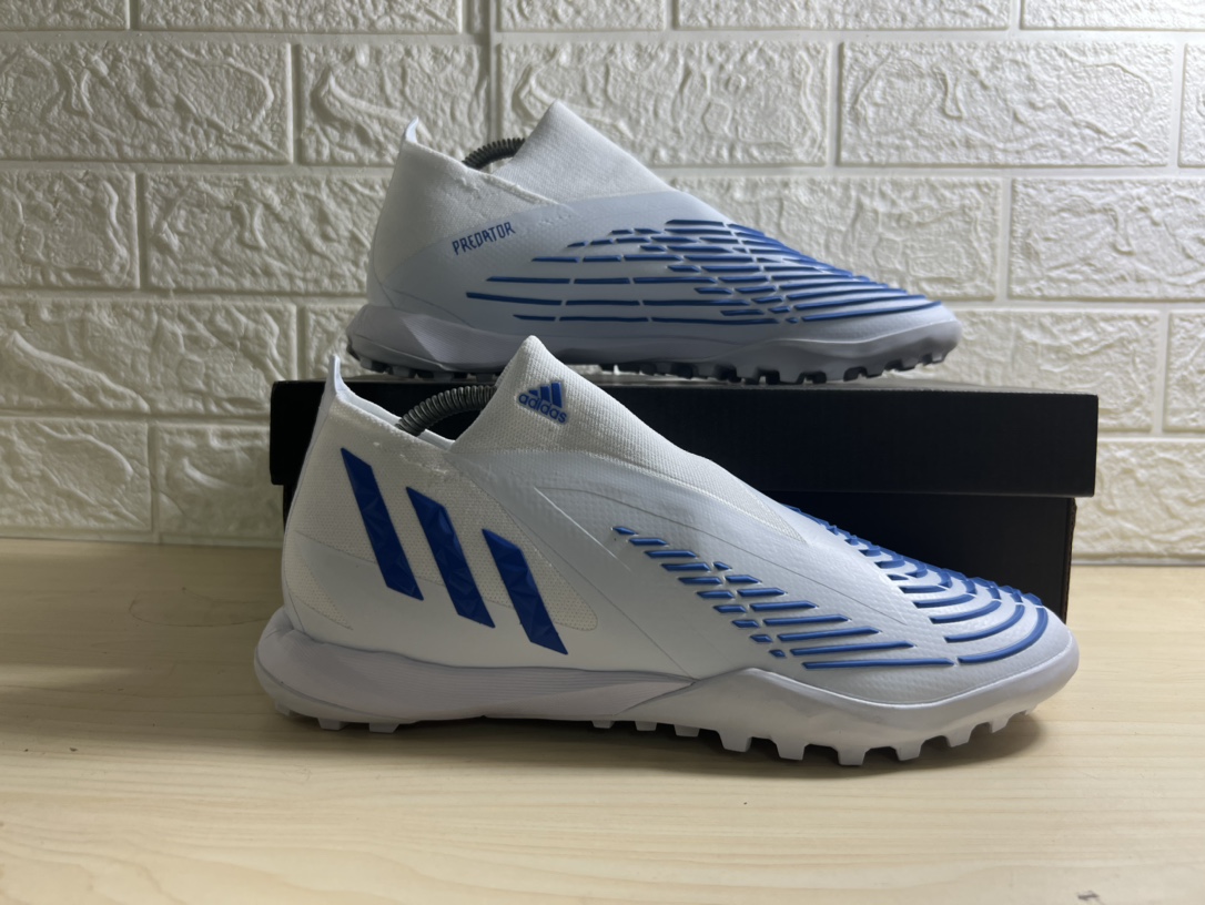 AD football shoes 22 - vstockx