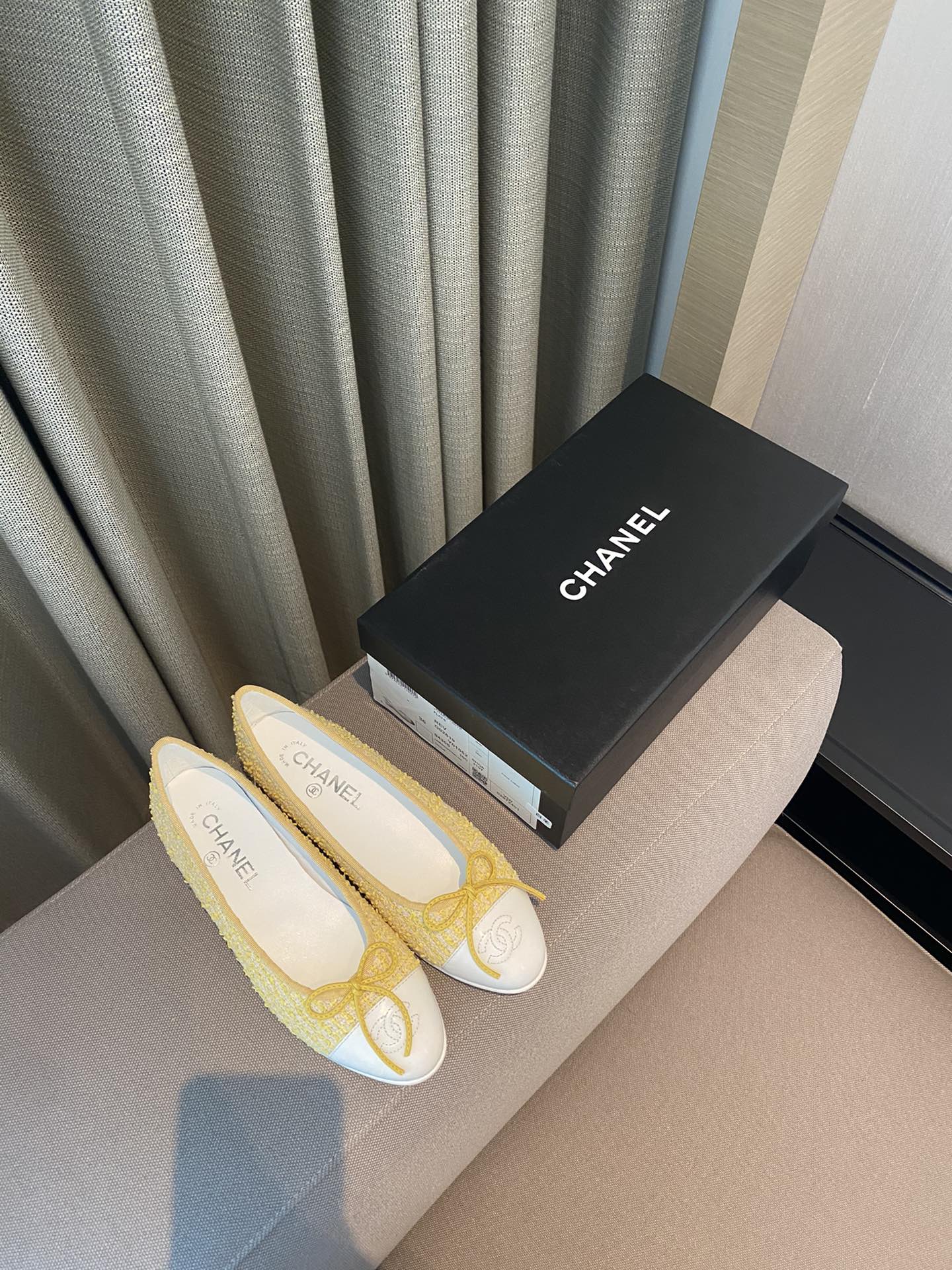 Chanel Ballerinas Fabric & Grosgrain 39 - vstockx