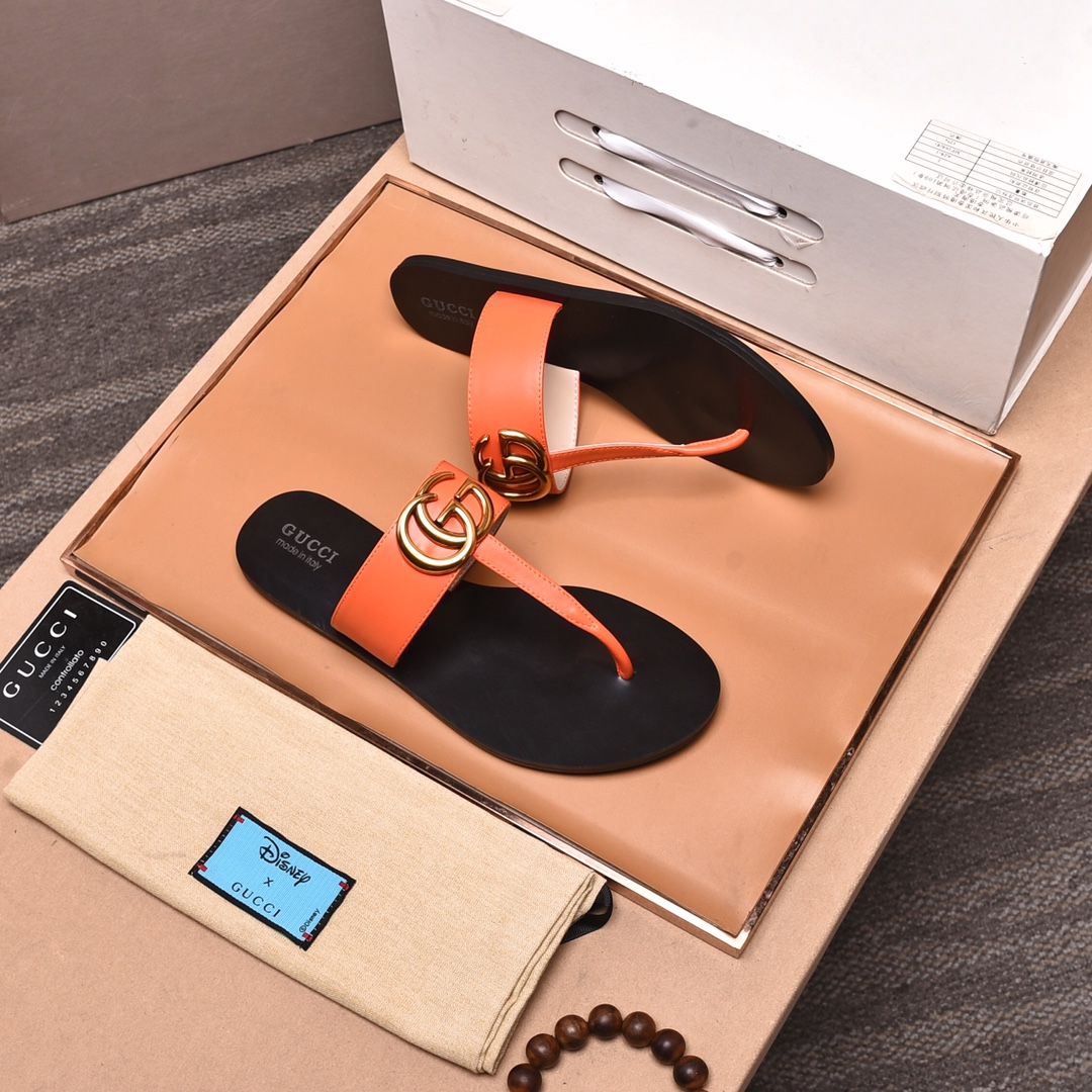 Gucci Slippers 4 - vstockx