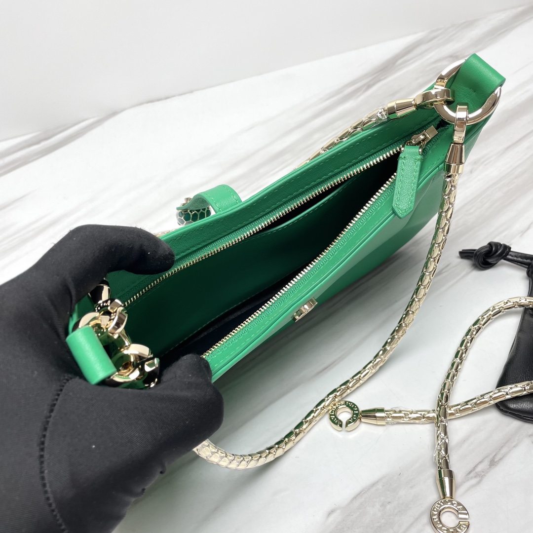 Handbags Bvlgari 293208 size:27.5*18*3.5 cm - vstockx