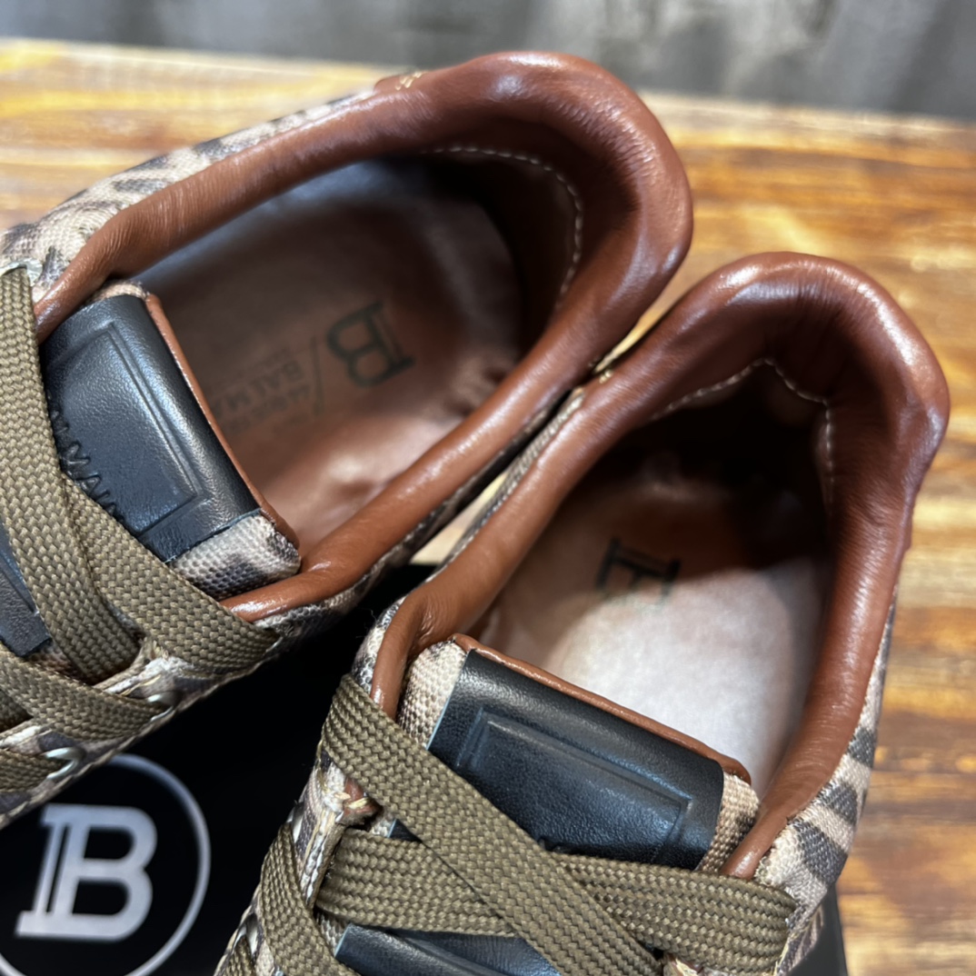 Balmain B-Court sneaker 32 - vstockx