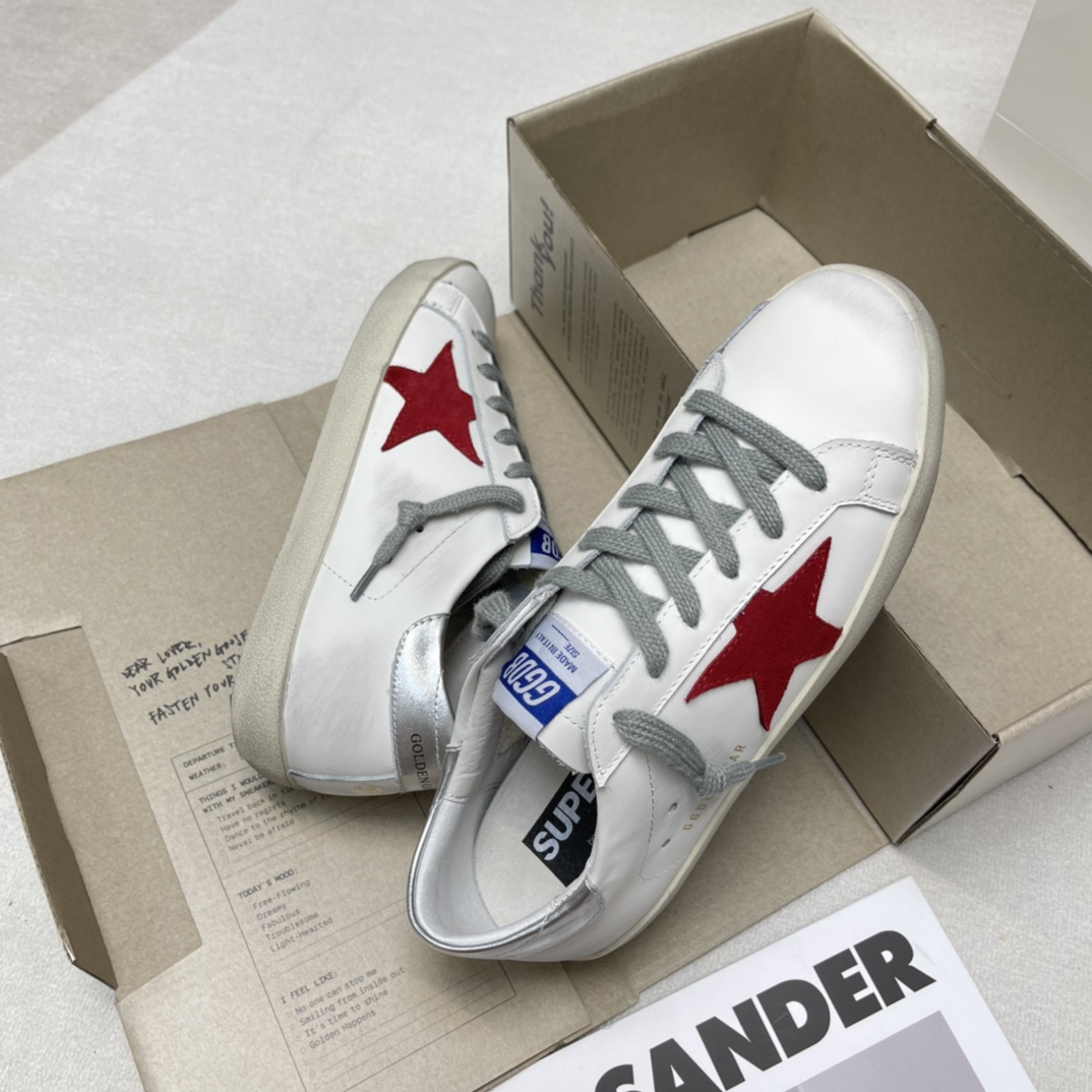 Golden Goose Superstar distressed-finish sneakers 24 - vstockx