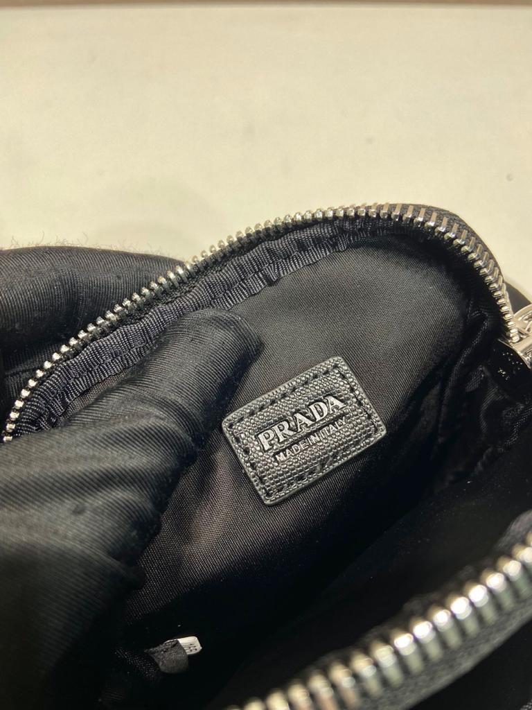 Handbag prada 2ZT024 size 11*17*4.5 cm - vstockx