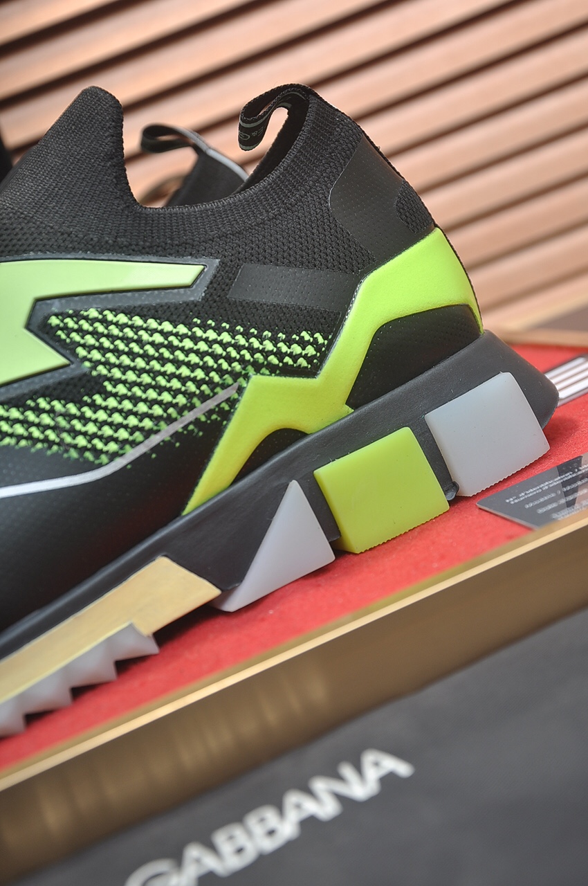 Dolce & Gabbana Sorrento 28 - vstockx