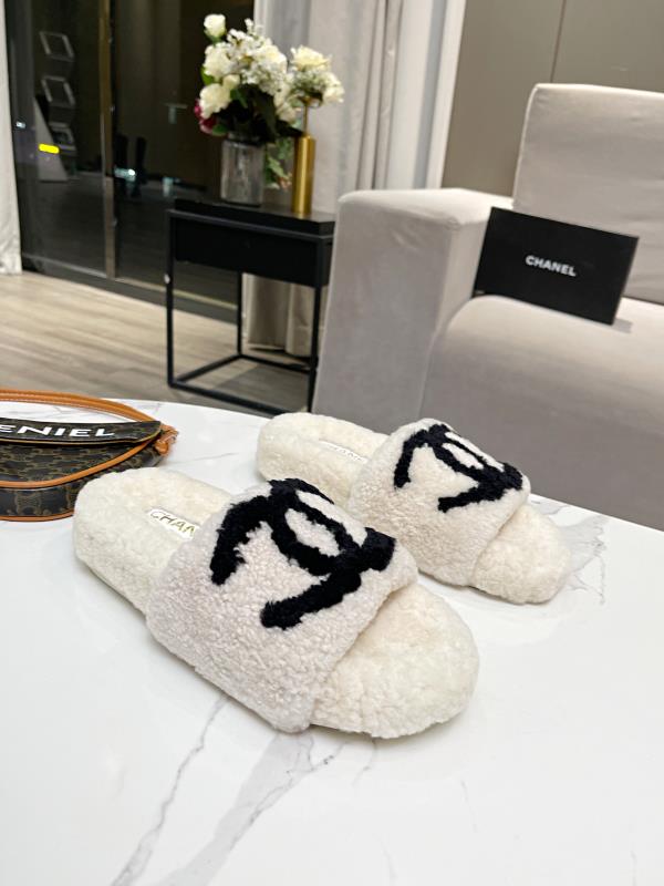 Chanel Slides 5 - vstockx