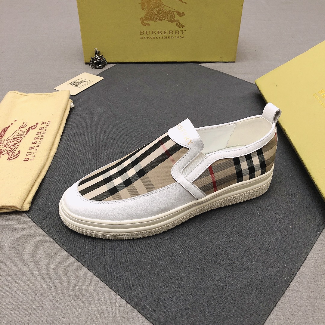 Burberry Perforated Check Sneaker 38 - vstockx