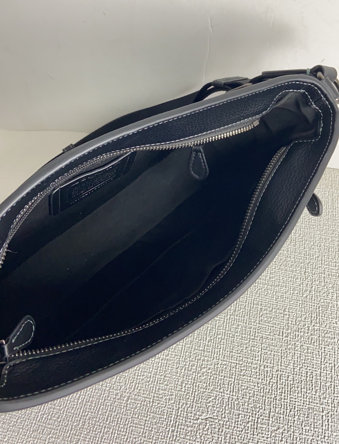 Handbags Coach CH078 size:3*22*6 - vstockx