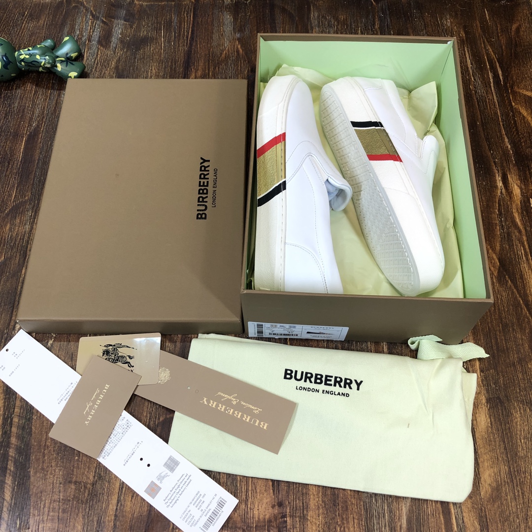 Burberry House Check Sneaker 5 - vstockx