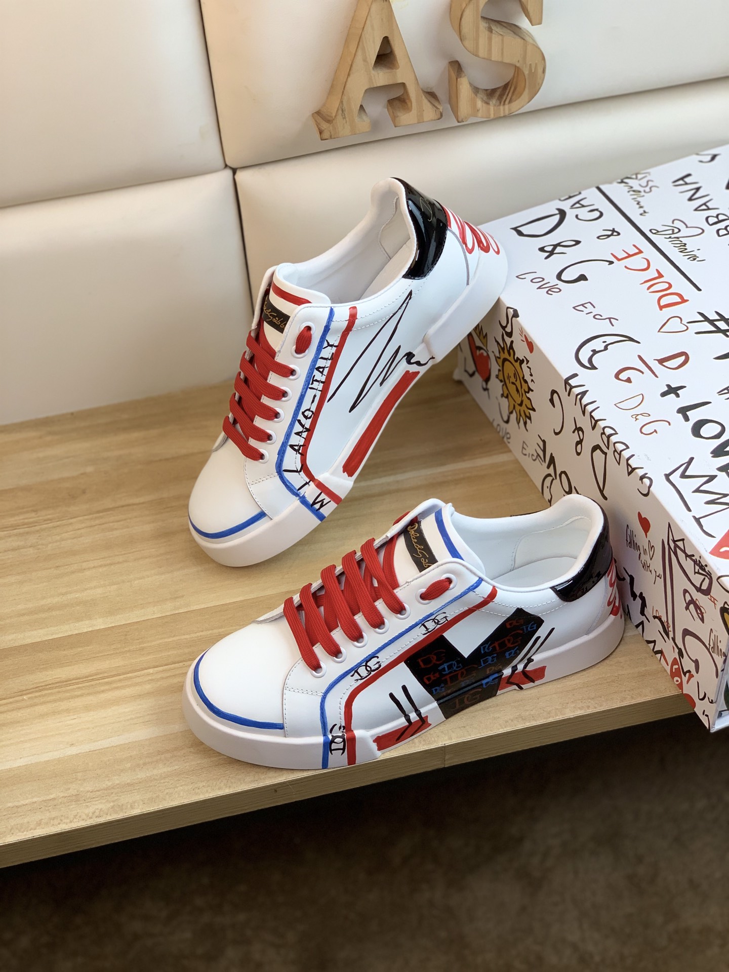 Dolce & Gabbana Low Tops Sneakers 82 - vstockx