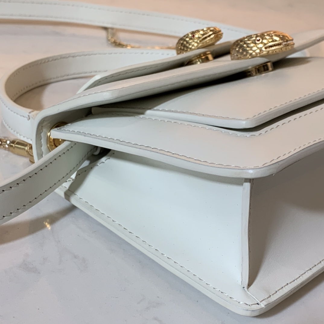 Handbags Bvlgari Alexander Wang X Bvlgr size:18.5*13*6.5 cm - vstockx