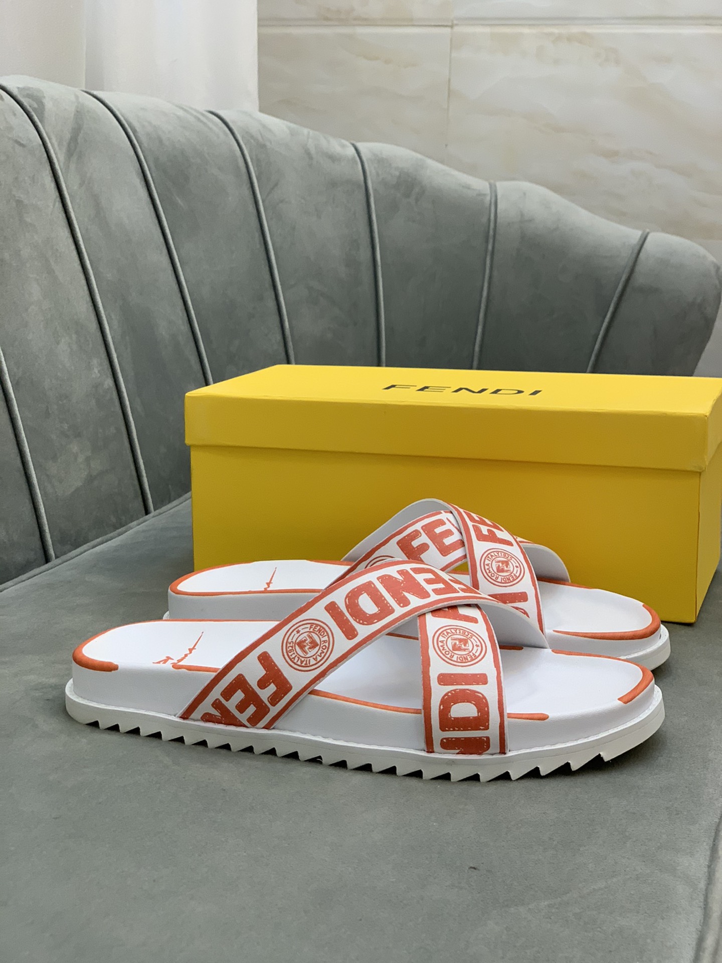 Fendi Slides 13 - vstockx