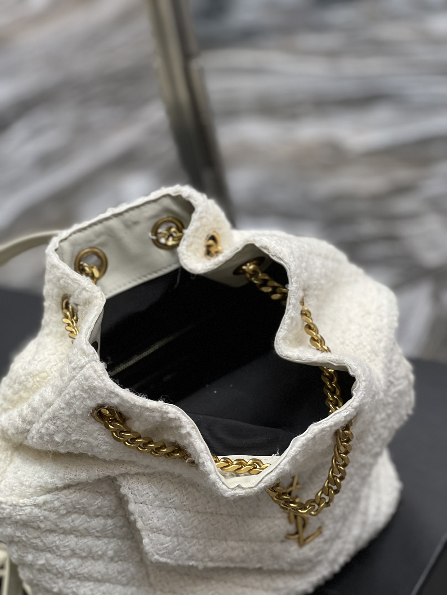 Handbags SAINT LAURENT 672609 size 22  29  15 cm - vstockx