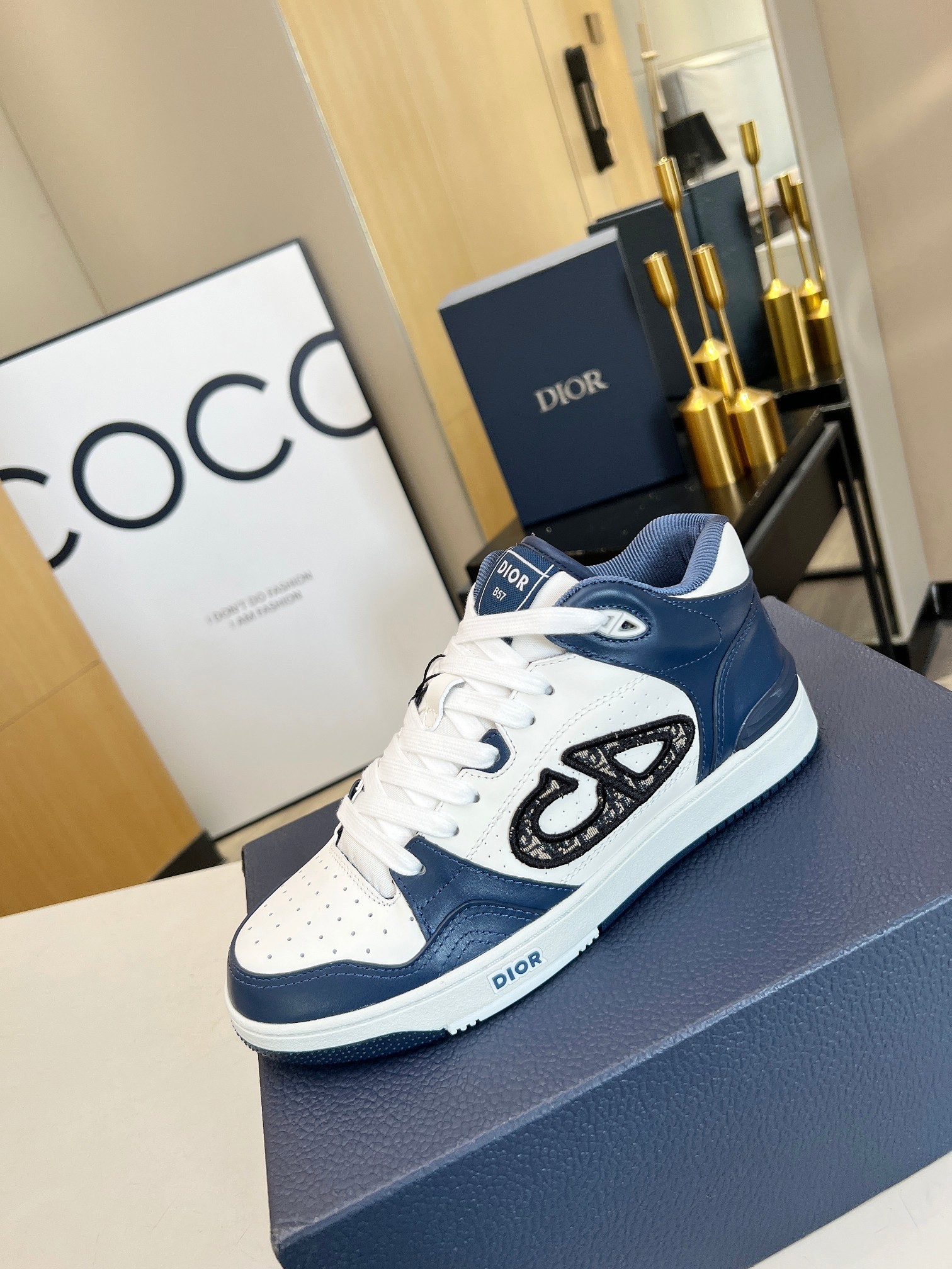 dior B57 MID-TOP SNEAKER Navy Blue and White Smooth Calfskin with Beige and Black Dior Oblique Jacquard - vstockx