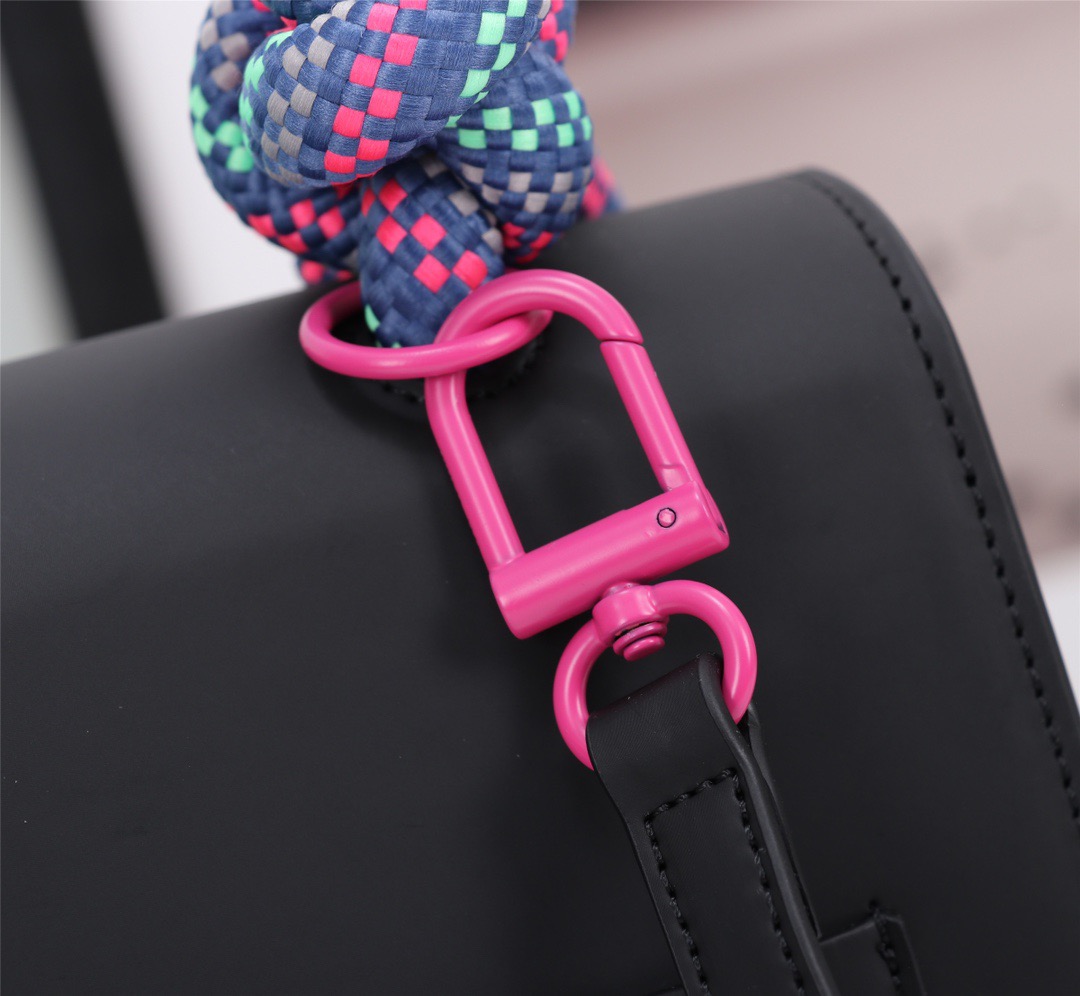 handbags OFF-White 581  6885970  size:25*19*10cm - vstockx