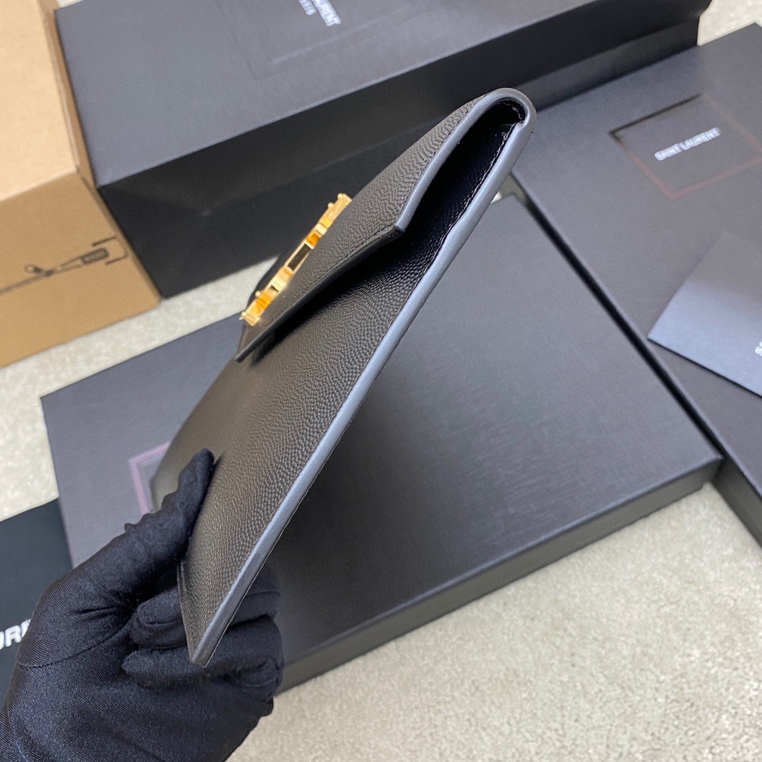 Handbags SAINT LAURENT 565739 size 27x16x2 cm - vstockx