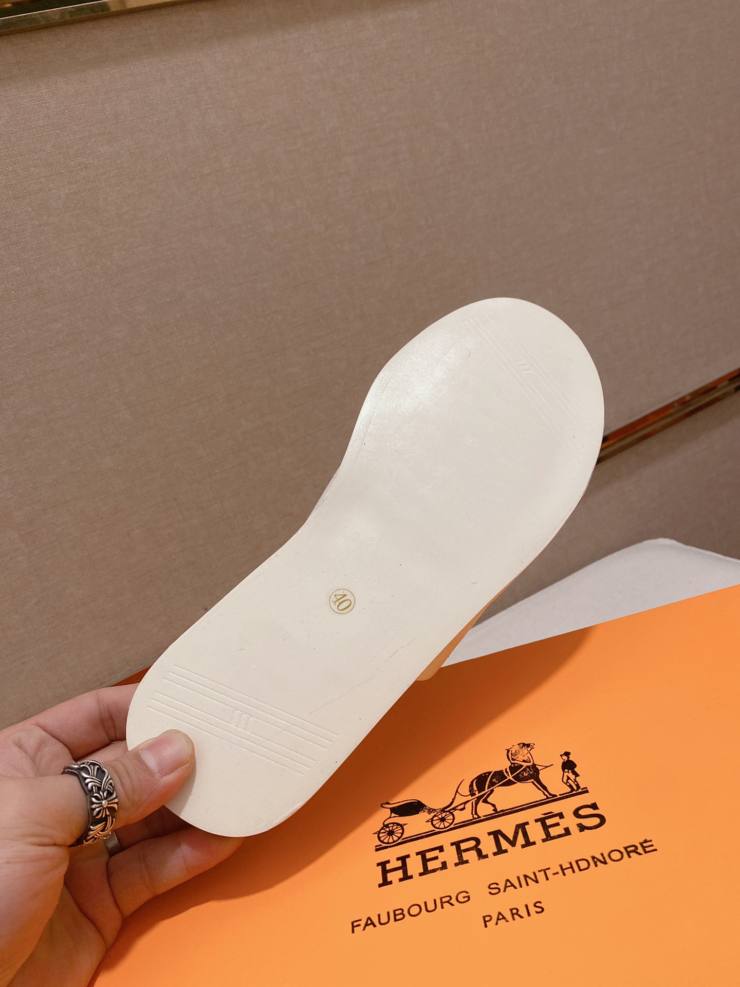 Hermes Sandals 6 - vstockx