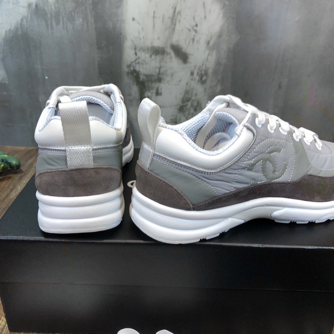 Chanel Fabric & Suede Calfskin Low Top Sneaker 30 - vstockx