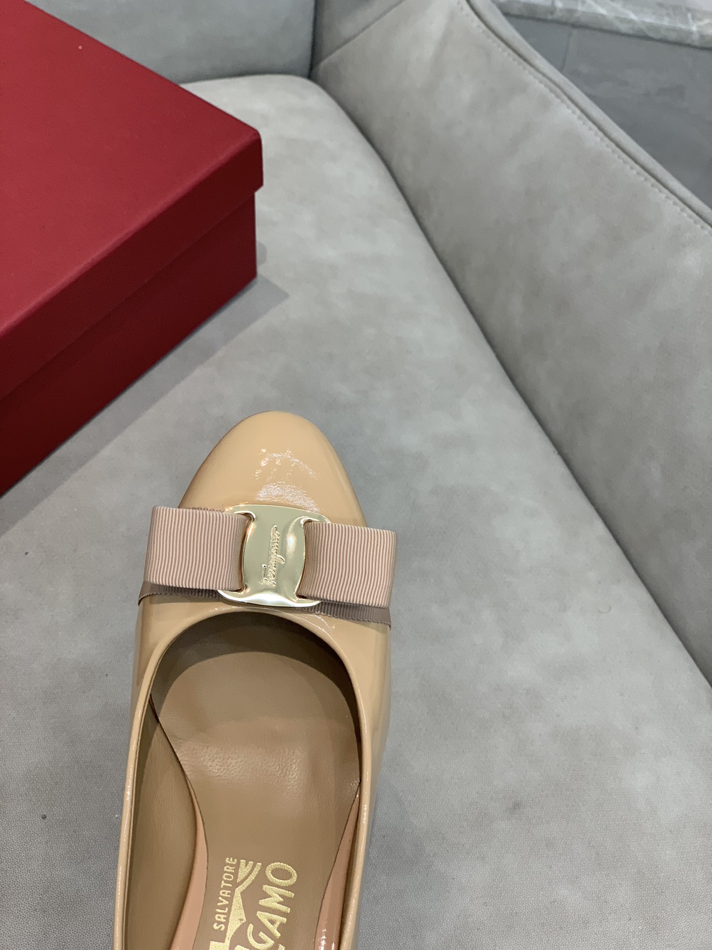 Salvatore Ferragamo Heel 1 - vstockx