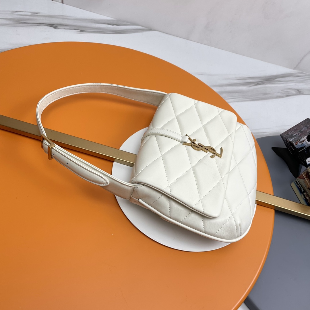 Handbags SAINT LAURENT 698567 size 24  18  5.5 cm - vstockx