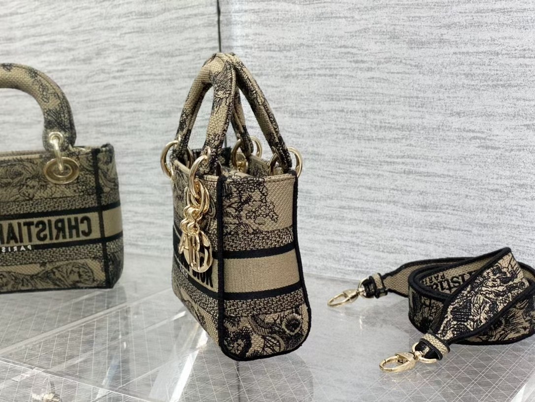 Handbags Dior 6603 size:17cm - vstockx