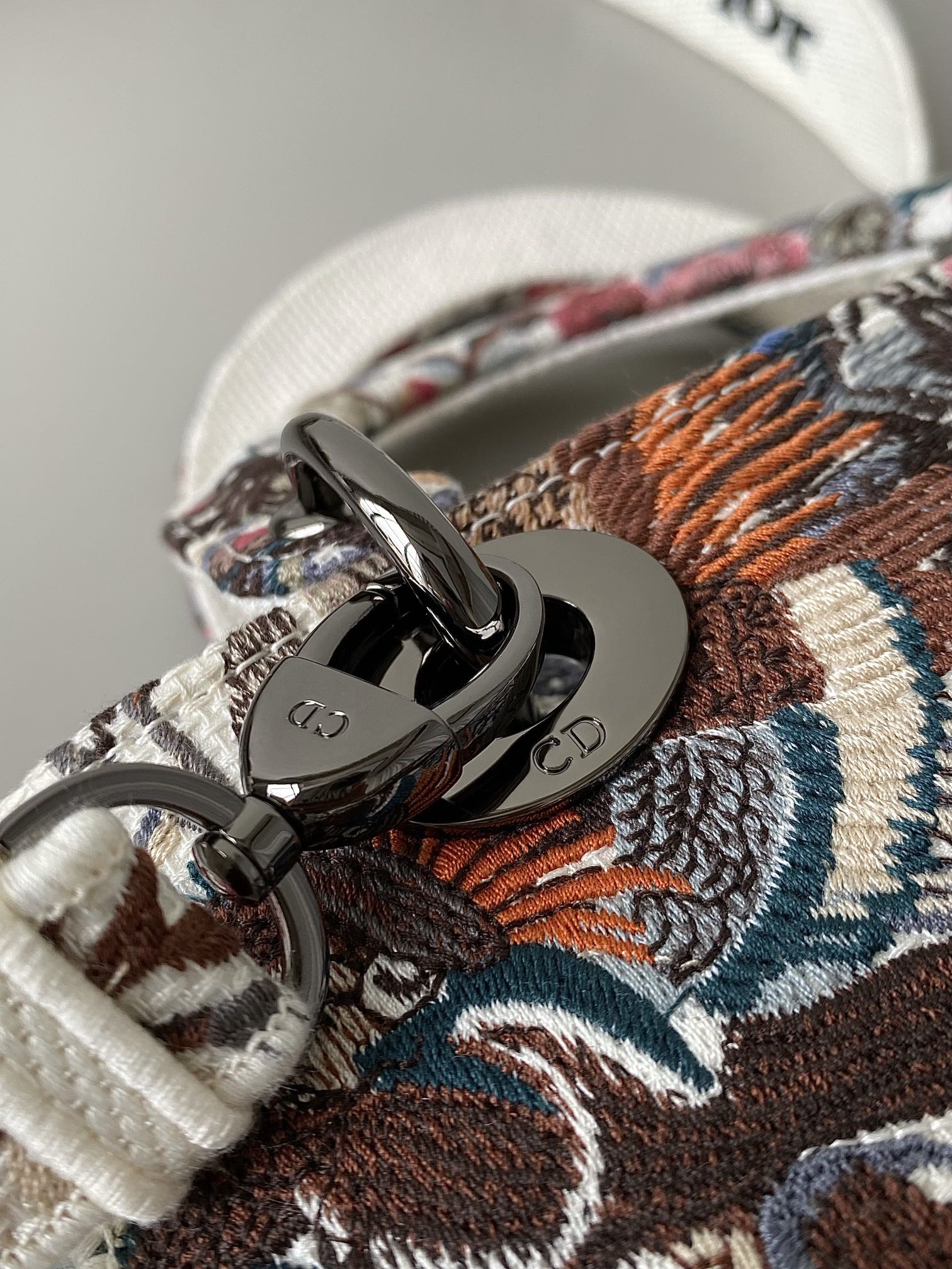 Handbags Lady Dior 6605 size  24*12*20 cm - vstockx