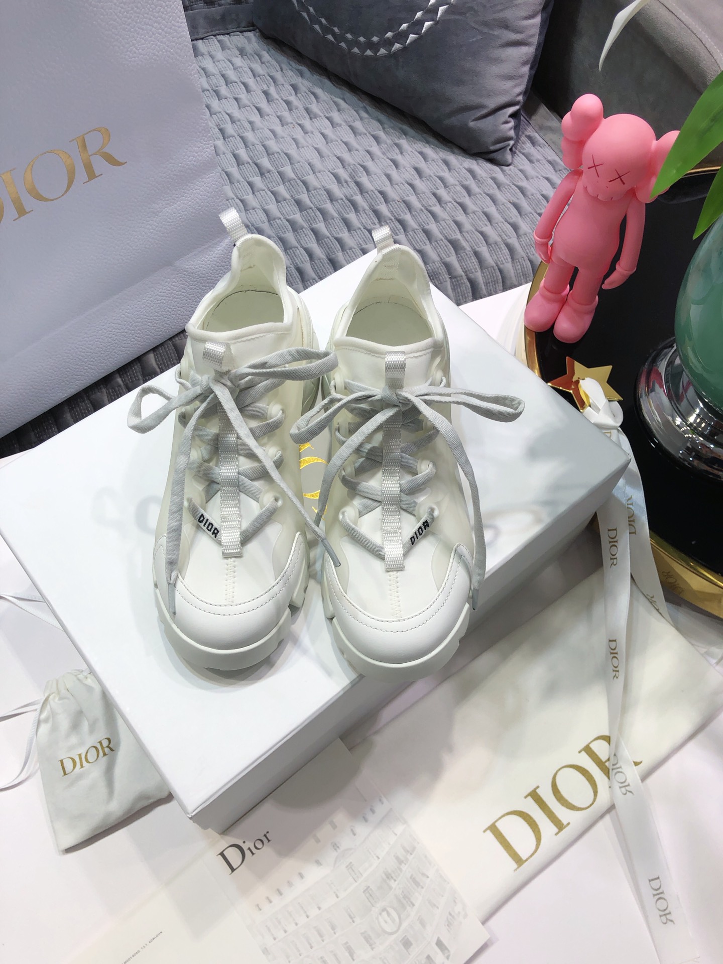 Dior D Connect White Neoprene (W) - vstockx