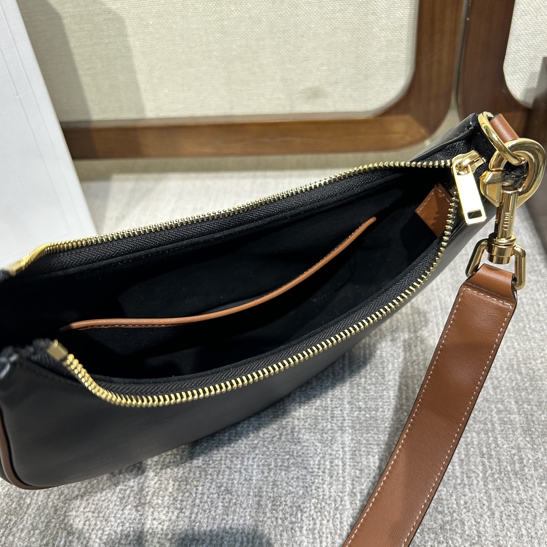 Handbags CELIN AVA STRAP 196923 size:24  13  7 cm - vstockx