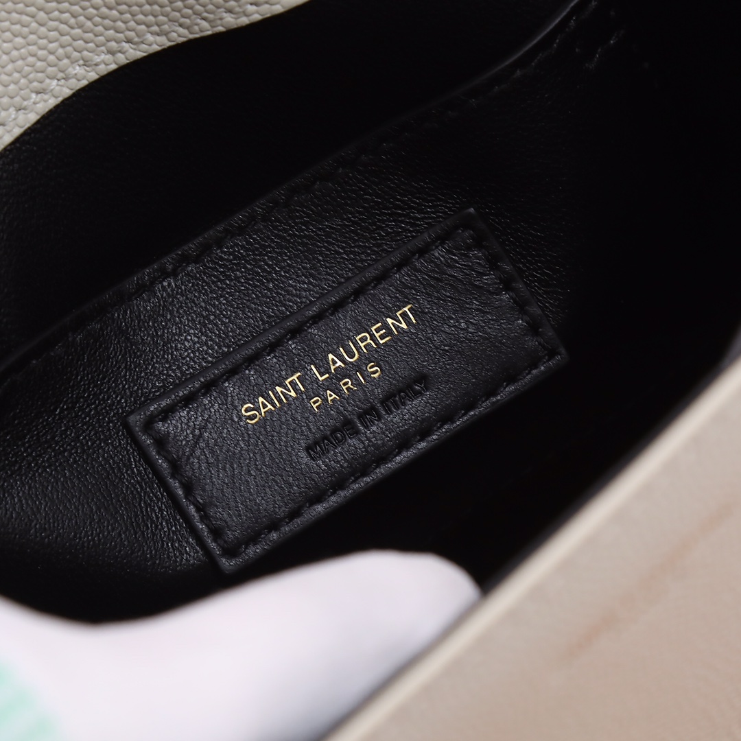 Handbags SAINT LAURENT 602716 size 20  16  7.5 cm - vstockx