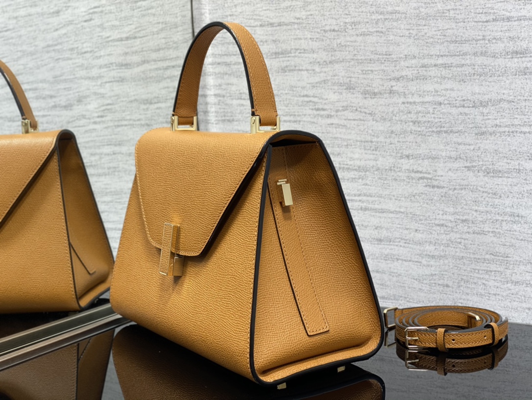 Handbag VALEXTRA size ** - vstockx
