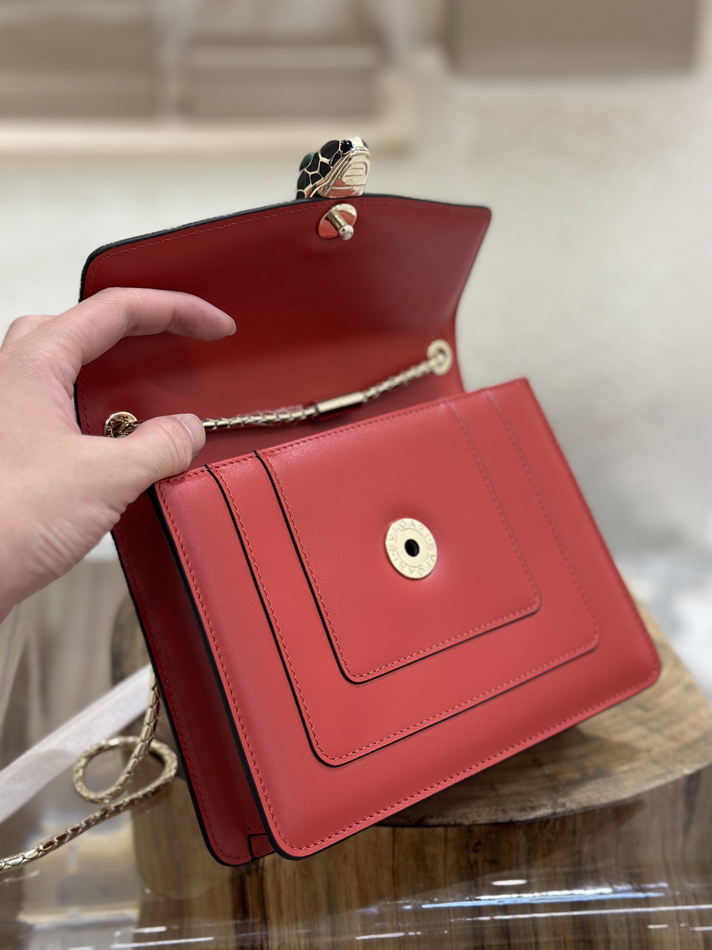 Handbags Bvlgari 35107 size:20*15*5 cm - vstockx