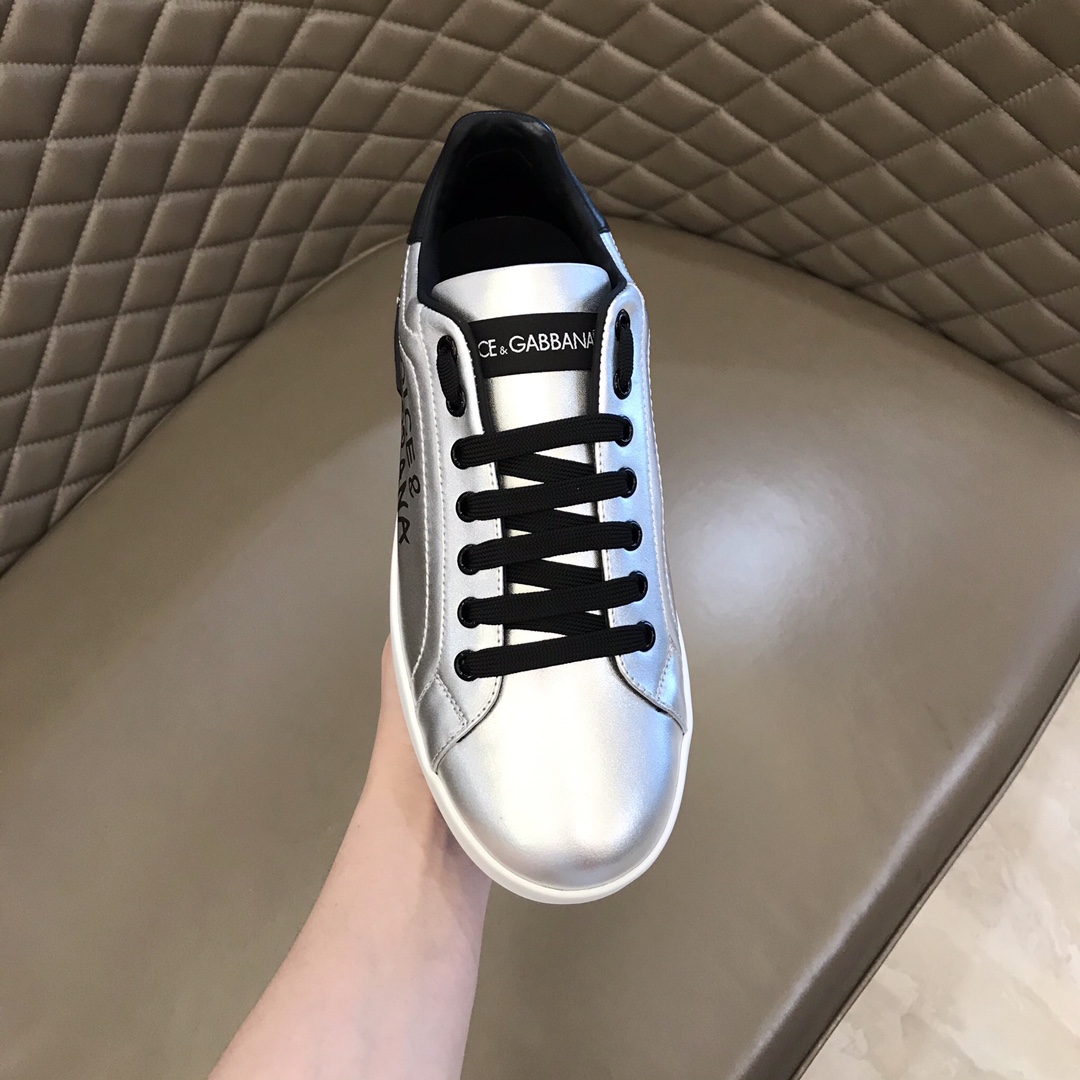 Dolce & Gabbana Low Tops Sneakers 52 - vstockx