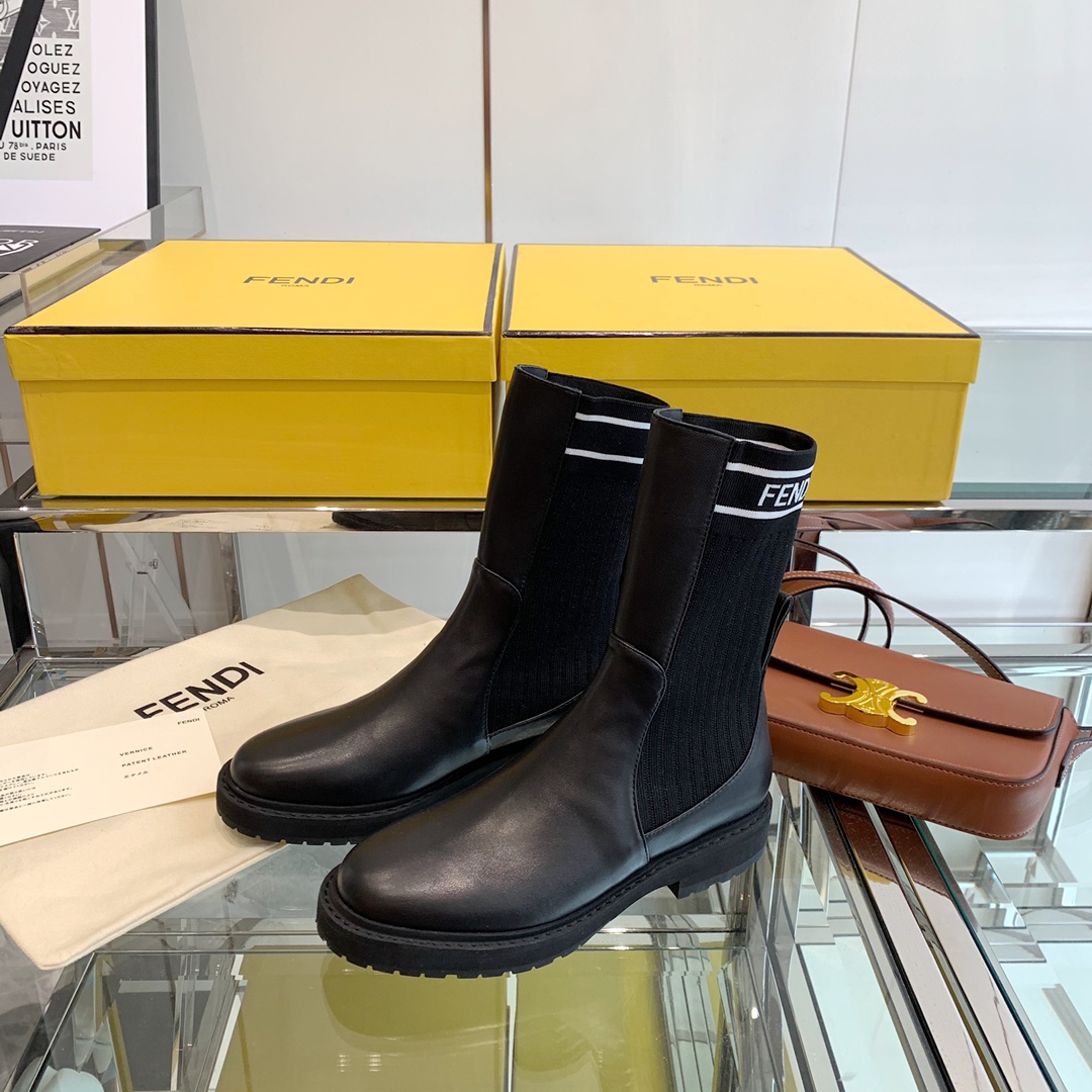 Fendi Boots 7 - vstockx