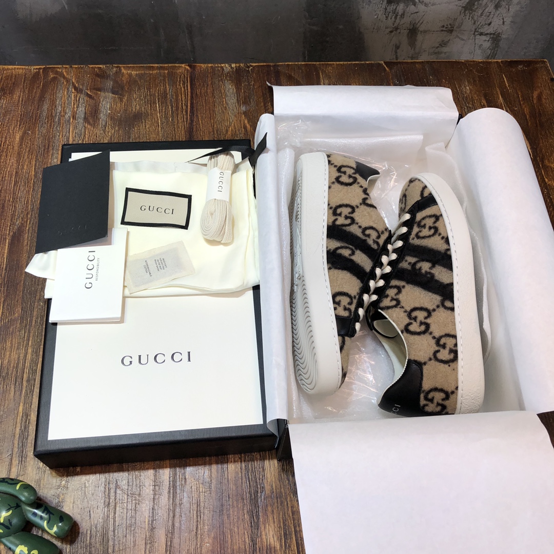 Gucci Ace Cream Wool (W) - vstockx