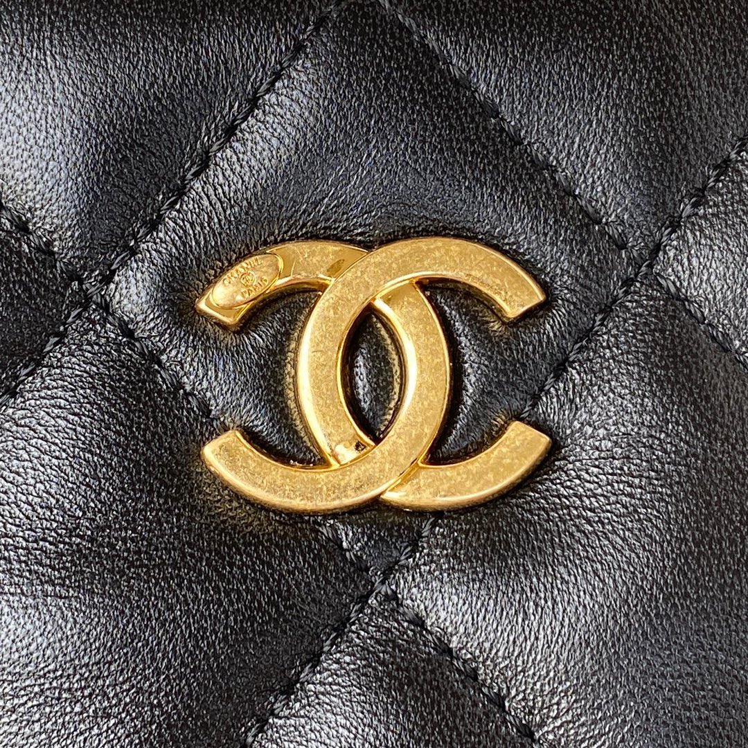 Handbag Chanel AS3562 size 17.5X24X6 cm - vstockx
