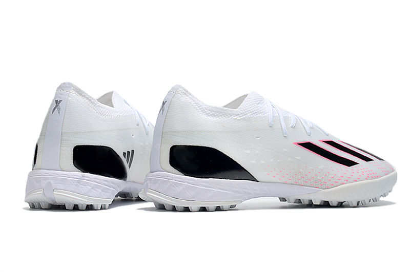 AD football shoes 33 - vstockx
