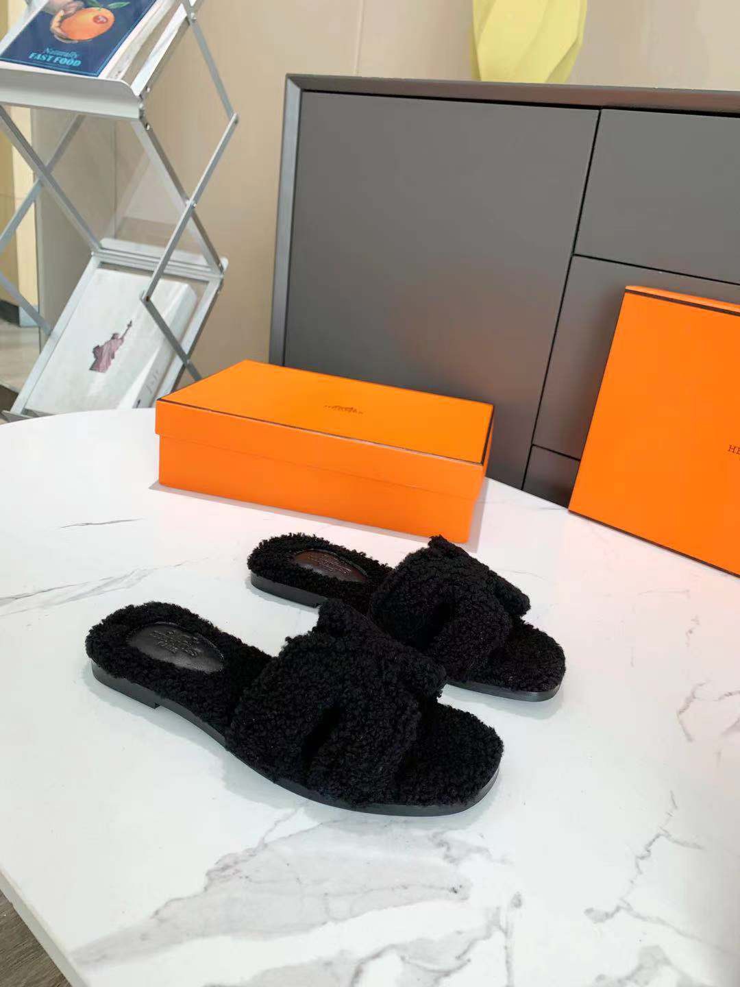 Hermes Sandals 47 - vstockx