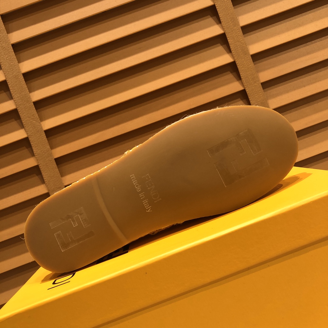 Fendi Espadrilles Sneakers 5 - vstockx