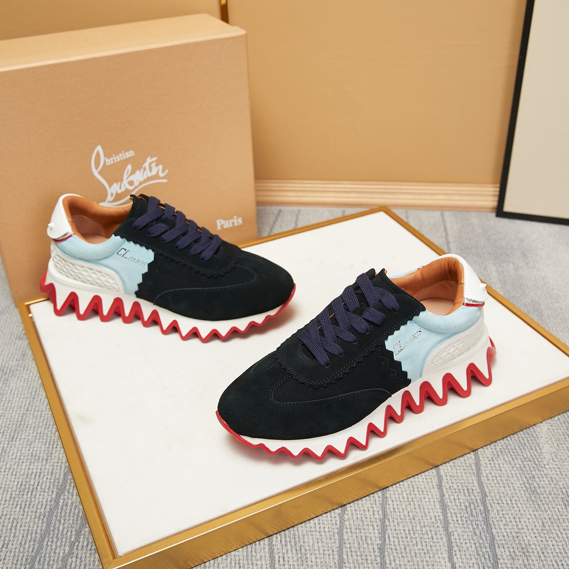 Christian Louboutin Loubishark Flat Sneakers 3 - vstockx