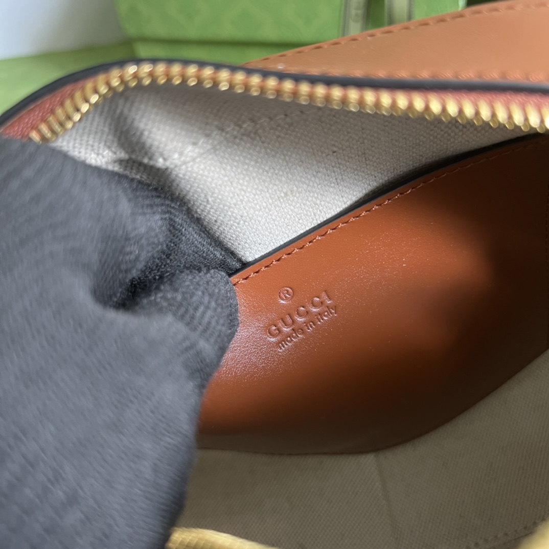 Handbag Gucci 702234 size 21.5x 17x 7.5 cm - vstockx