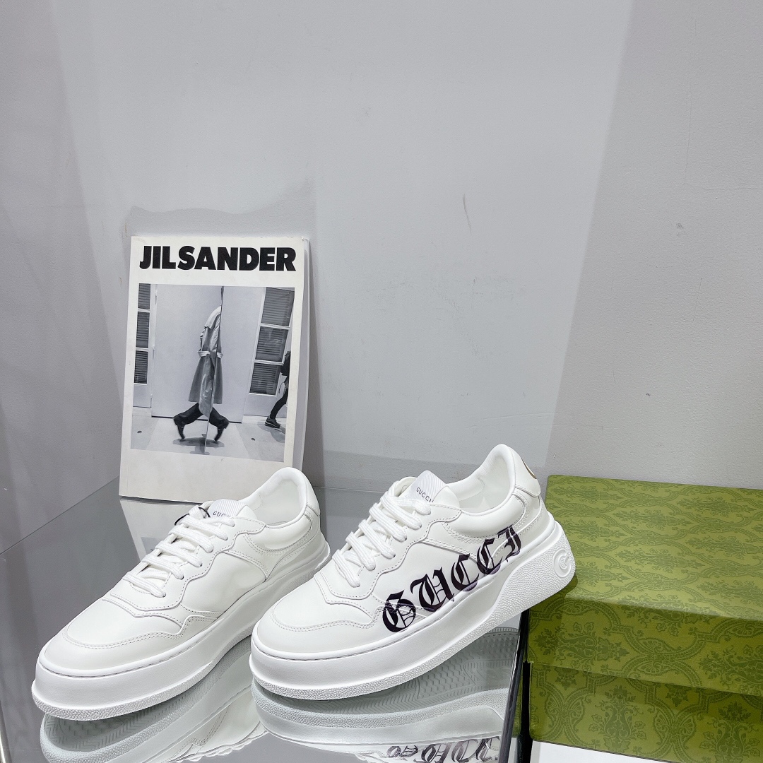 Gucci Women's GG sneaker 2 - vstockx