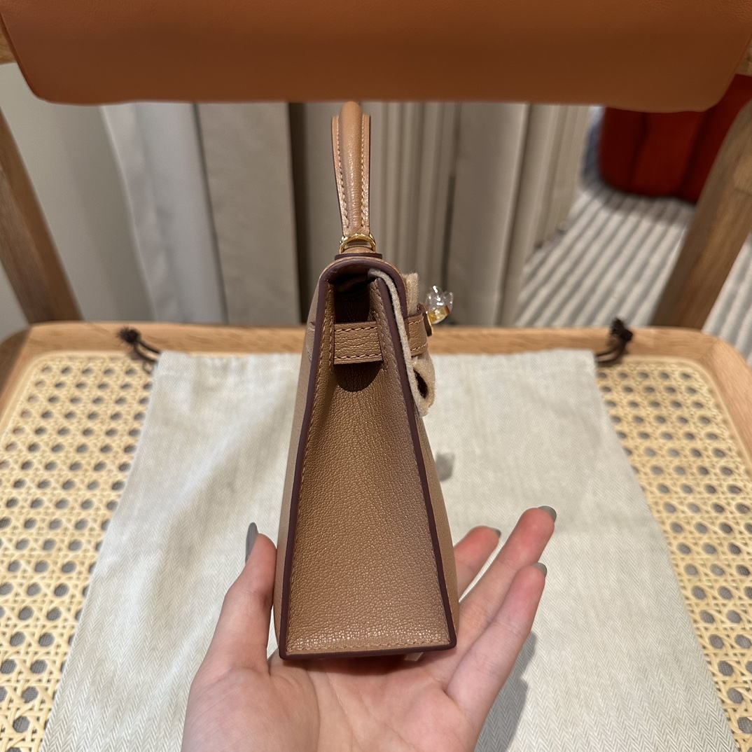 Handbags Hermes mini Kelly size:19 cm - vstockx