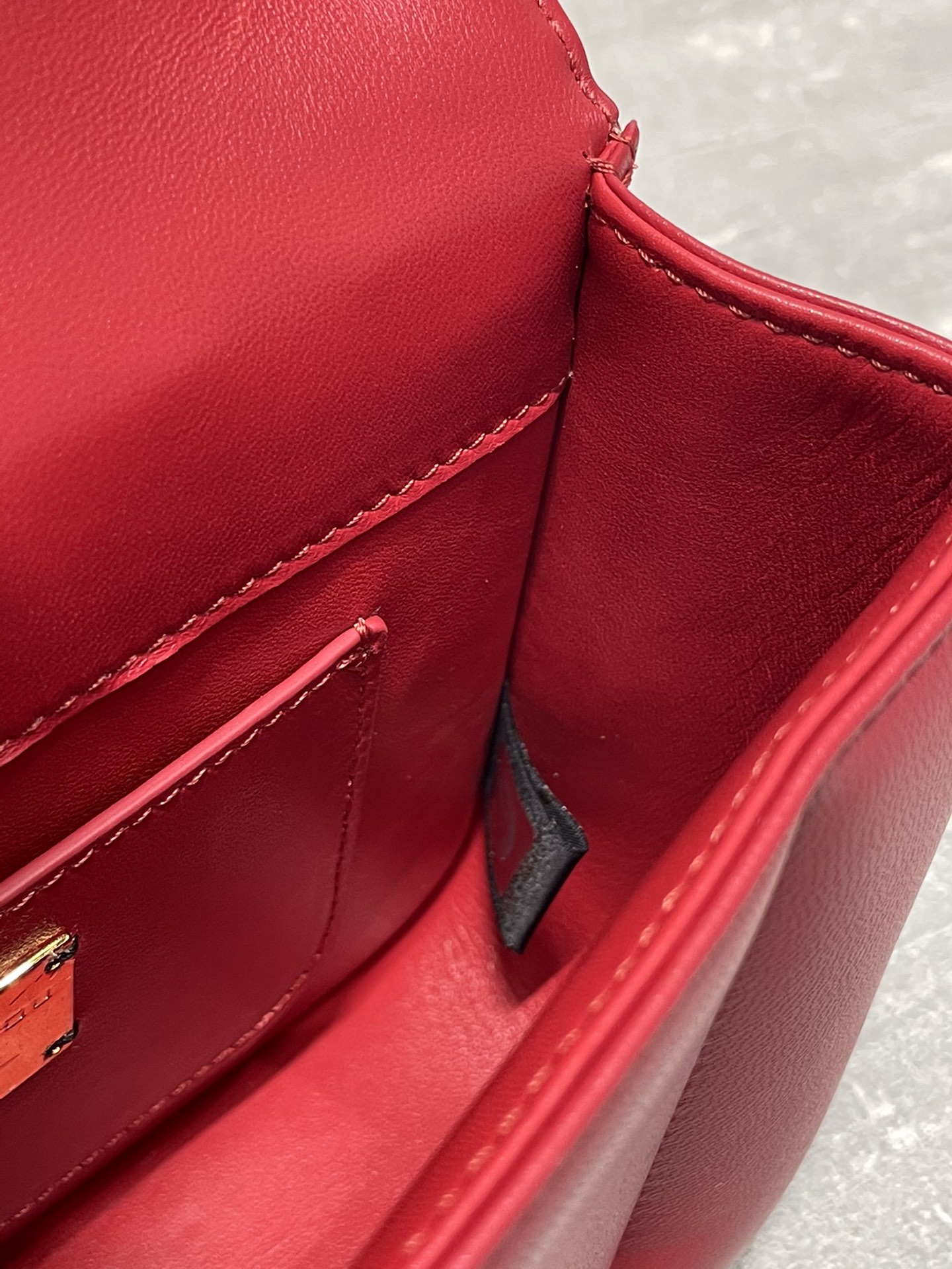 Handbags Bvlgari 291071 size:19.2*15*6 cm - vstockx