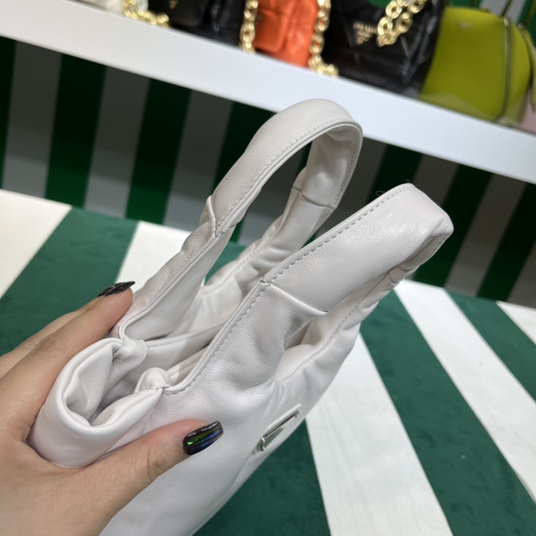 Handbags Prada 1BA359 size:15.5*10*18 cm - vstockx