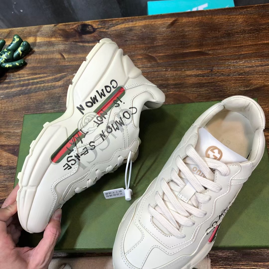 Gucci Rhyton sneaker 30 - vstockx