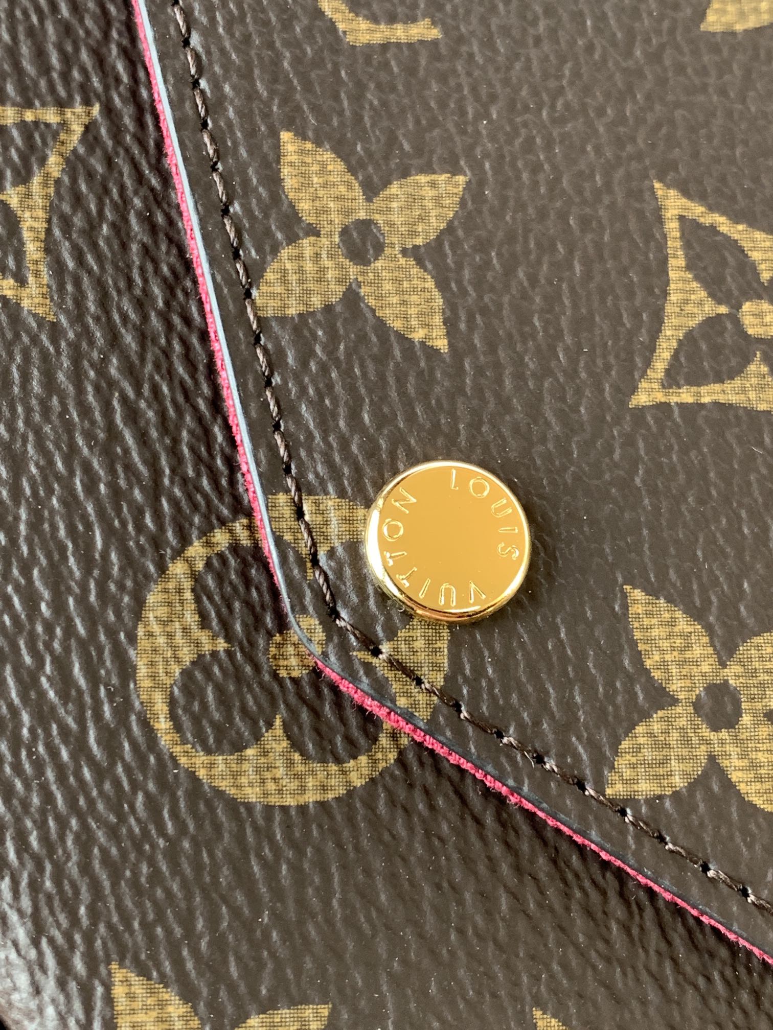 Handbag Louis Vuitton M81896 size 21.0 x 12.0 x 3.0 cm - vstockx