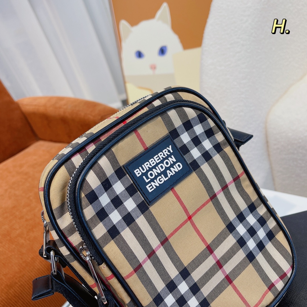 burberry   ͱ  򣩳ߴ    18*8*24cm - vstockx