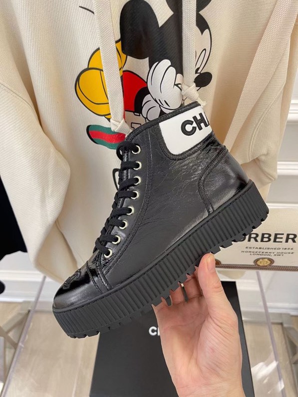 Chanel Platform Sneaker 1 - vstockx