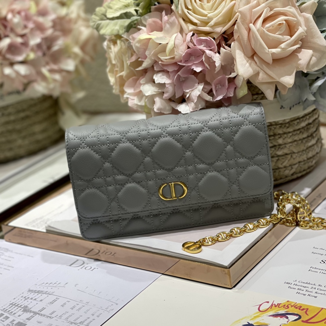 Handbag Dior 5091 size 20 x 11.5 x 3.5 cm - vstockx