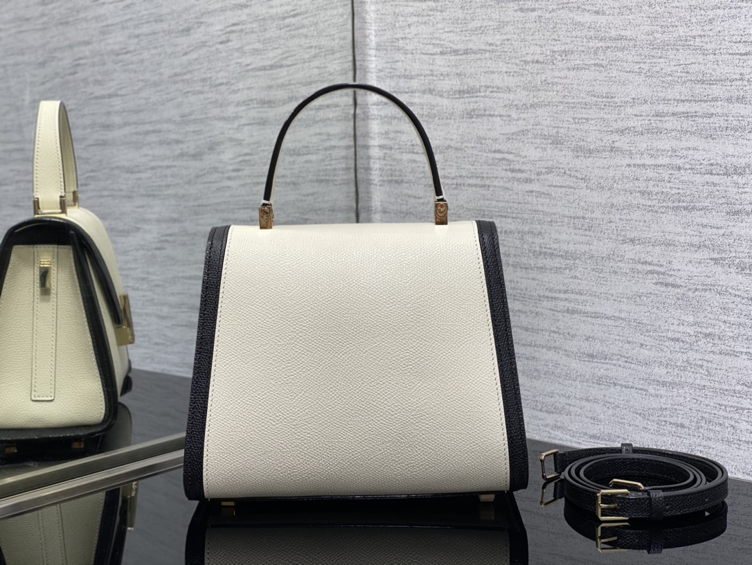 Handbag VALEXTRA size *'* - vstockx